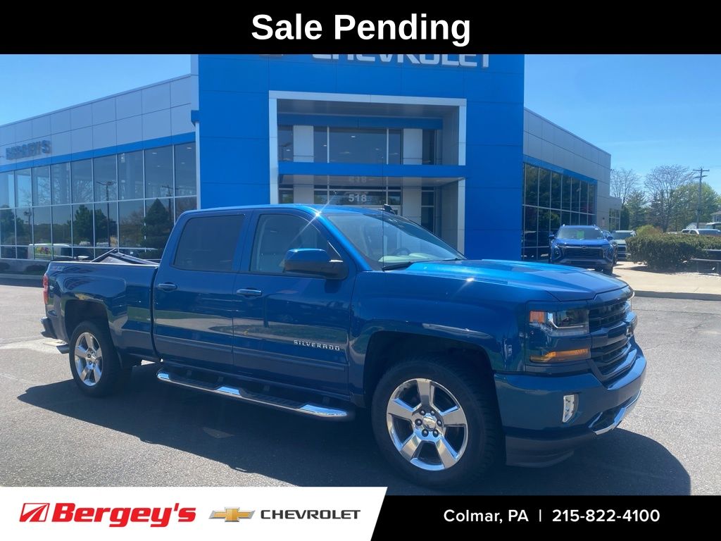 Deep Ocean Blue Metallic 2017 Chevrolet Silverado 1500 LT Crew Cab 4WD Pickup Truck Four-Wheel Drive 6-Speed Automatic Overdrive