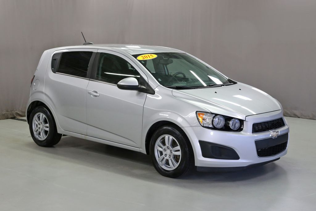  2015 Chevrolet Sonic LT Hatchback FWD   