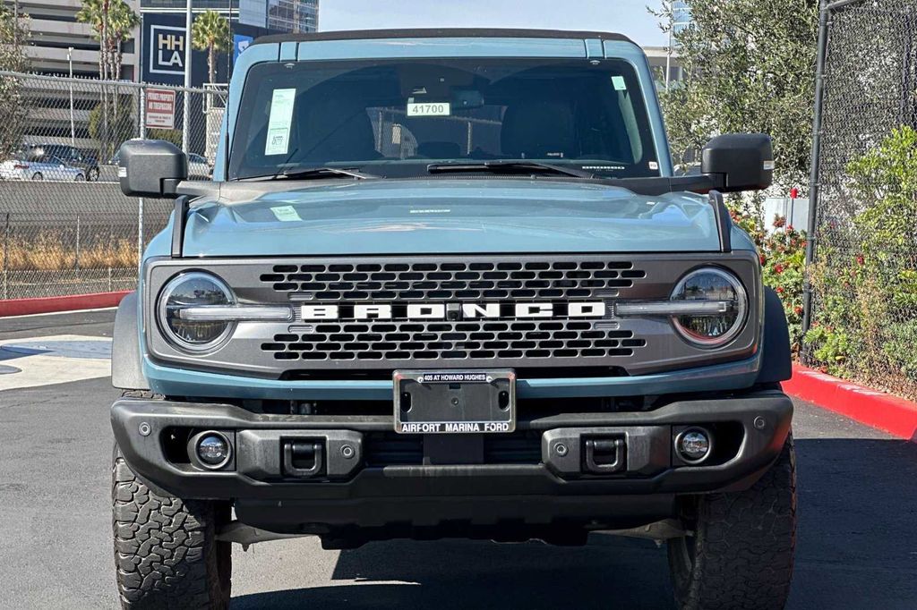 2022 Ford Bronco Badlands 11