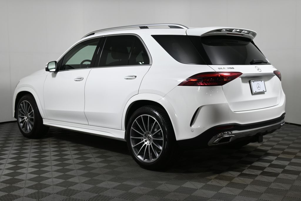Thumbnail: 2026 Mercedes-Benz GLE - 5