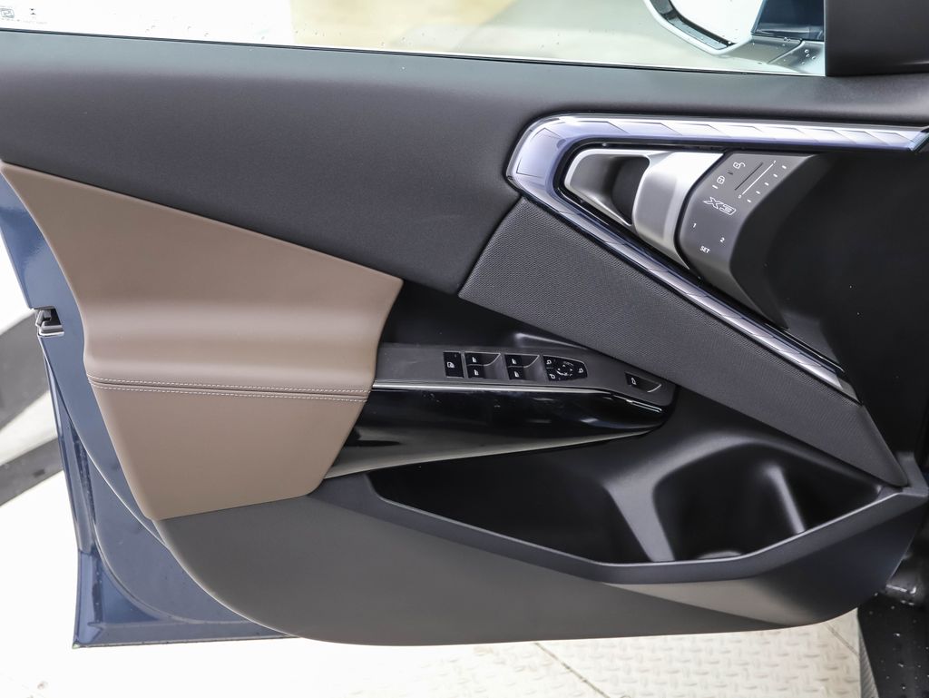 Thumbnail: 2026 BMW X3 - 9