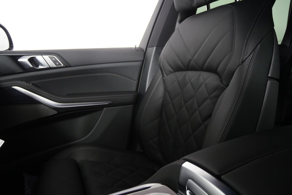 Thumbnail: 2026 BMW X5 - 22