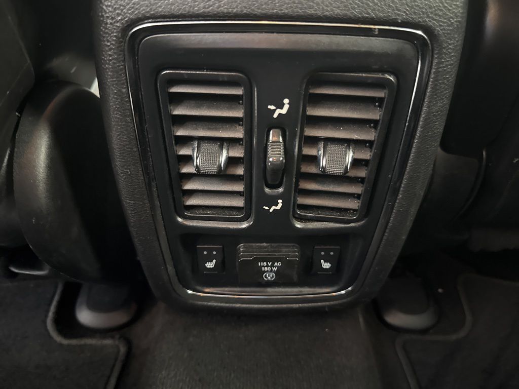 Used 2013 Black Dodge Crew image 11