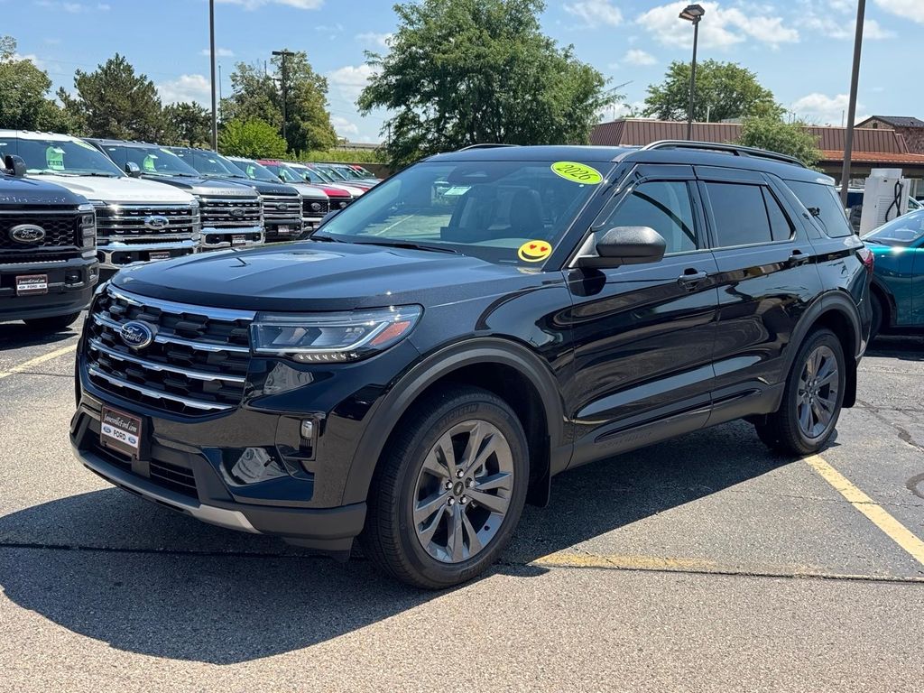 New 2026 Agate Black Metallic Ford Active image 2