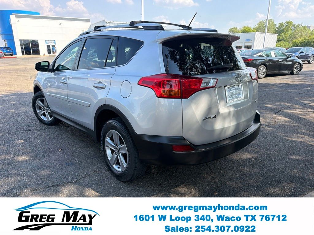 2015 Toyota RAV4 XLE - 5
