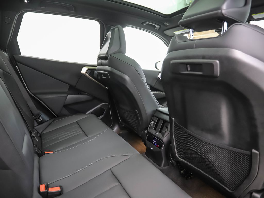 Thumbnail: 2025 BMW X3 - 25