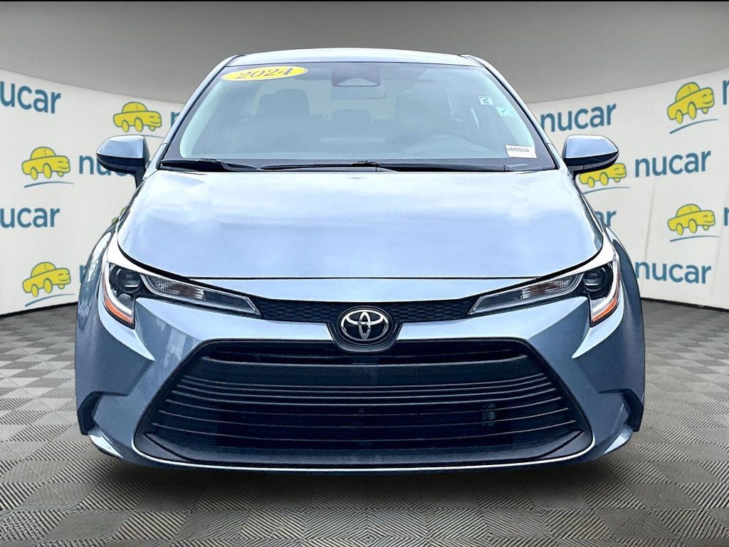 2024 Toyota Corolla — photo 2