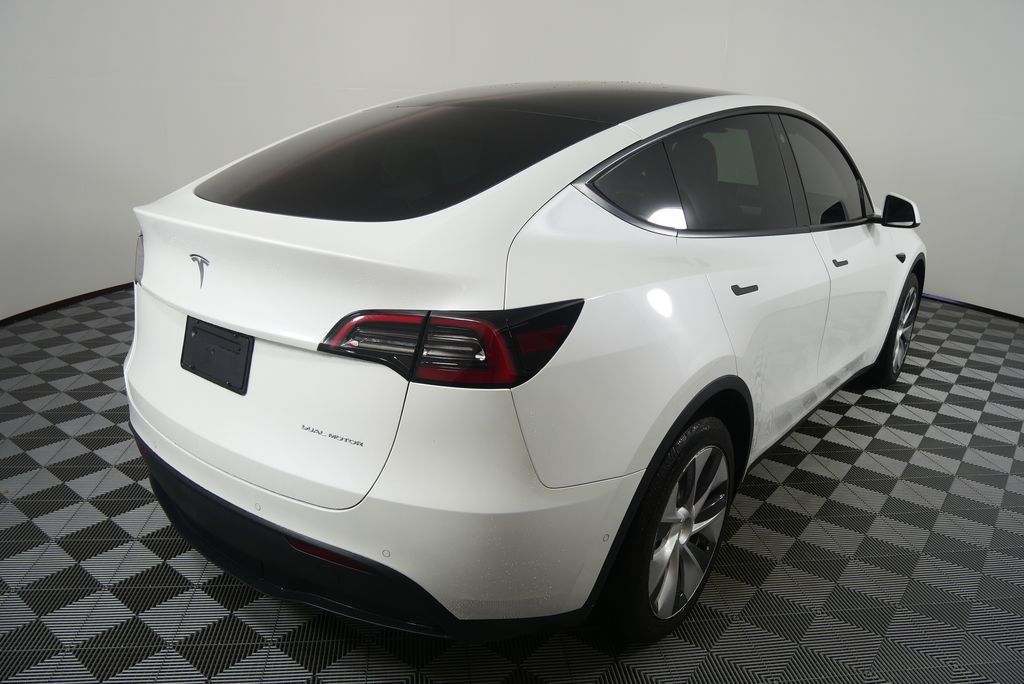 Thumbnail: 2021 Tesla Model Y - 4