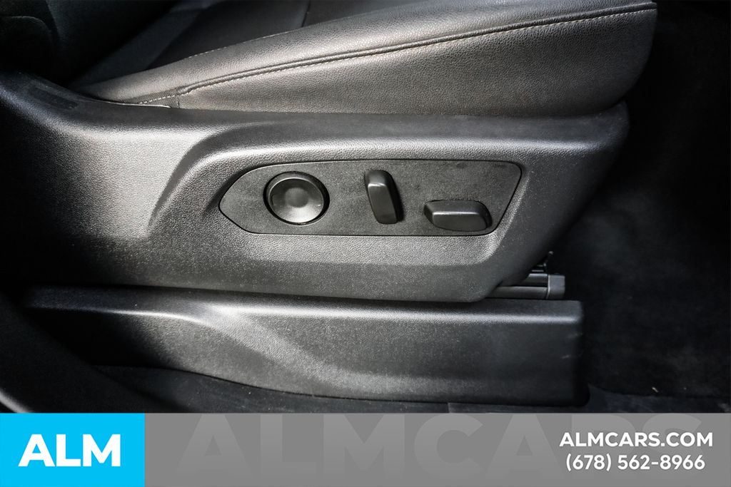 Used 2026 Silver GMC SLT image 46