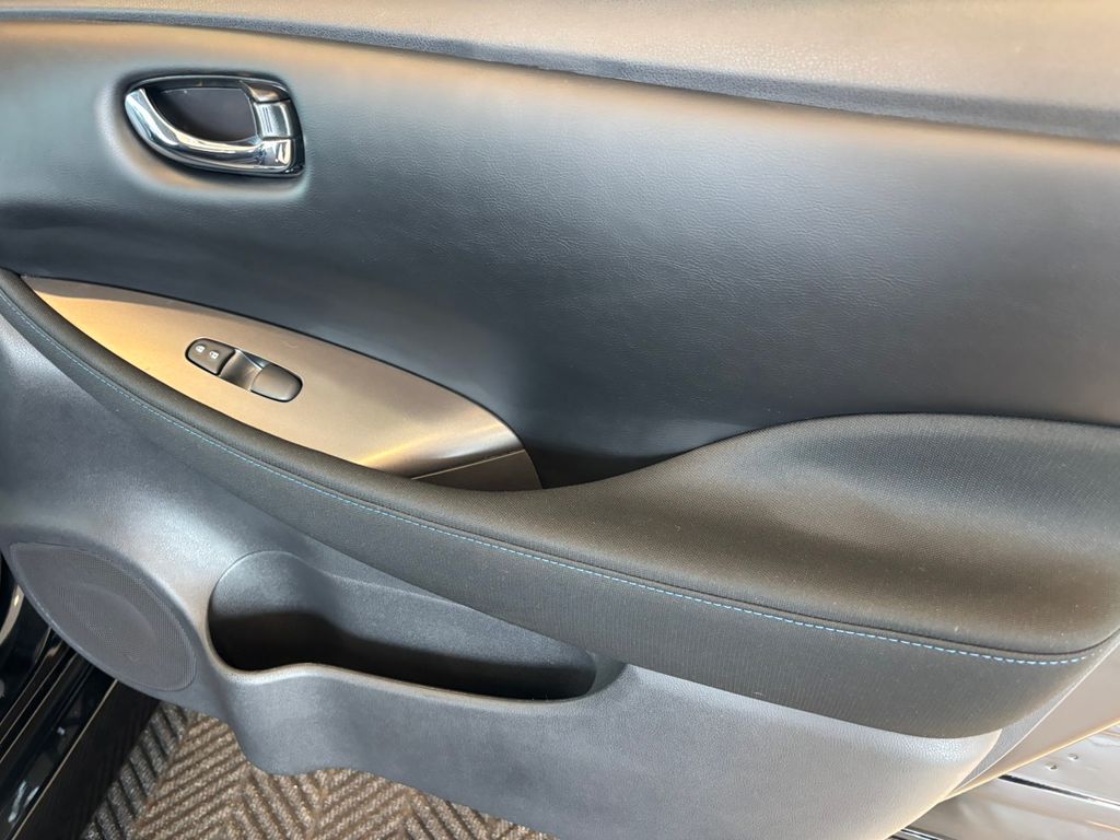 2024 Nissan Leaf S