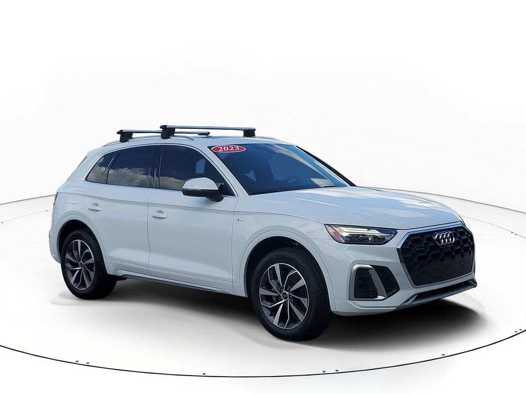 Glacier White Metallic 2023 Audi Q5 SUV / Crossover All-Wheel Drive 7-Speed Automatic