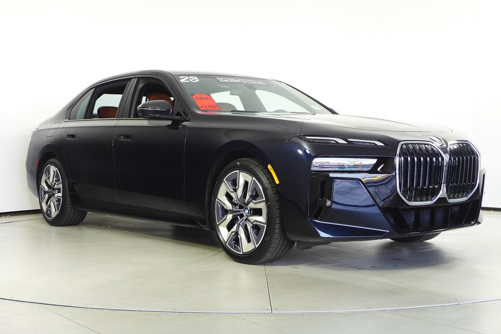 Thumbnail: 2023 BMW 7 Series - 4