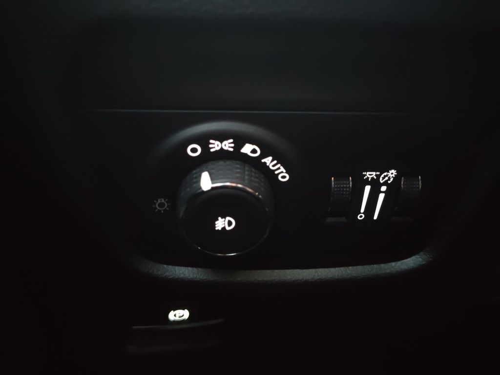 Used Car 2023 Jeep Grand Cherokee L  Limited For Sale Under $30,000 In Austin, Texas