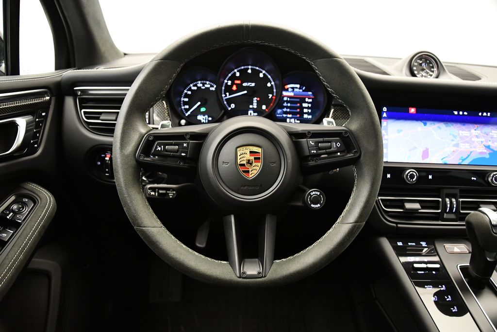 2024 Porsche Macan GTS 21