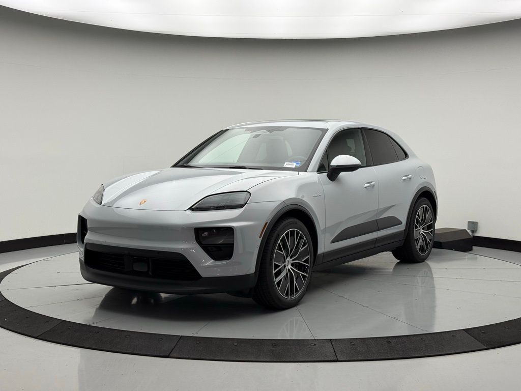 Thumbnail: 2026 Porsche Macan - 1