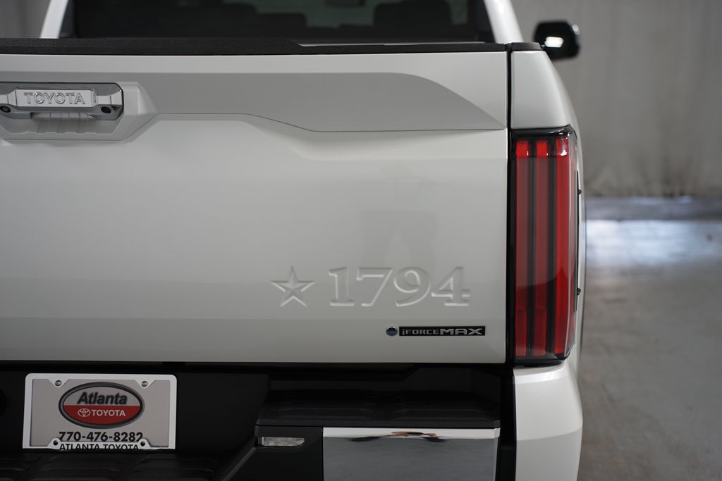 Thumbnail: 2025 Toyota Tundra - 11