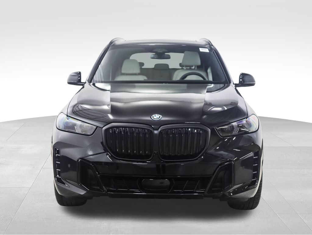2026 BMW X5 xDrive50e 8