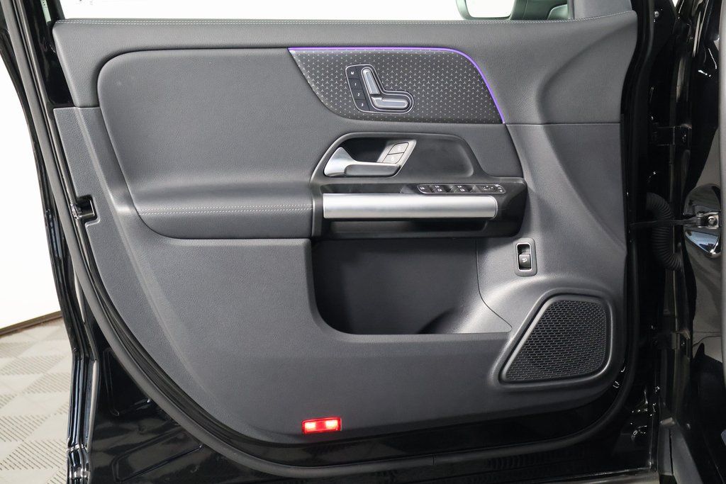 Thumbnail: 2025 Mercedes-Benz GLA - 12