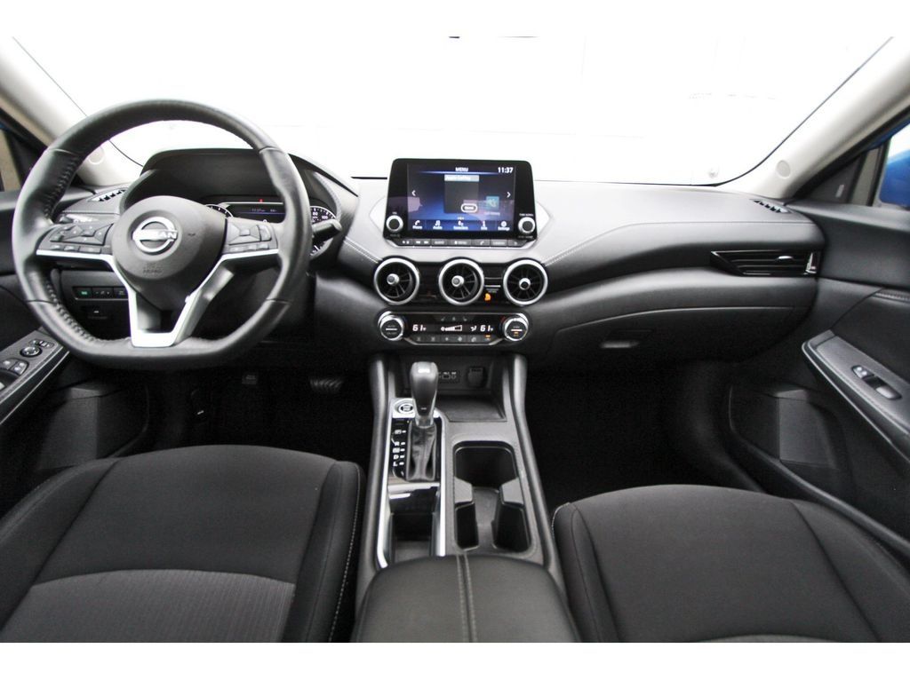 2025 Nissan Sentra SV - 8