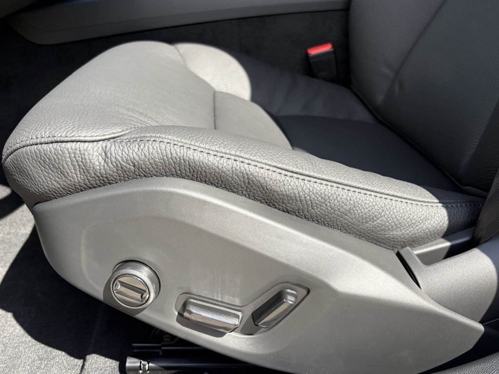 New 2026 Crystal White Volvo B5 Plus image 13