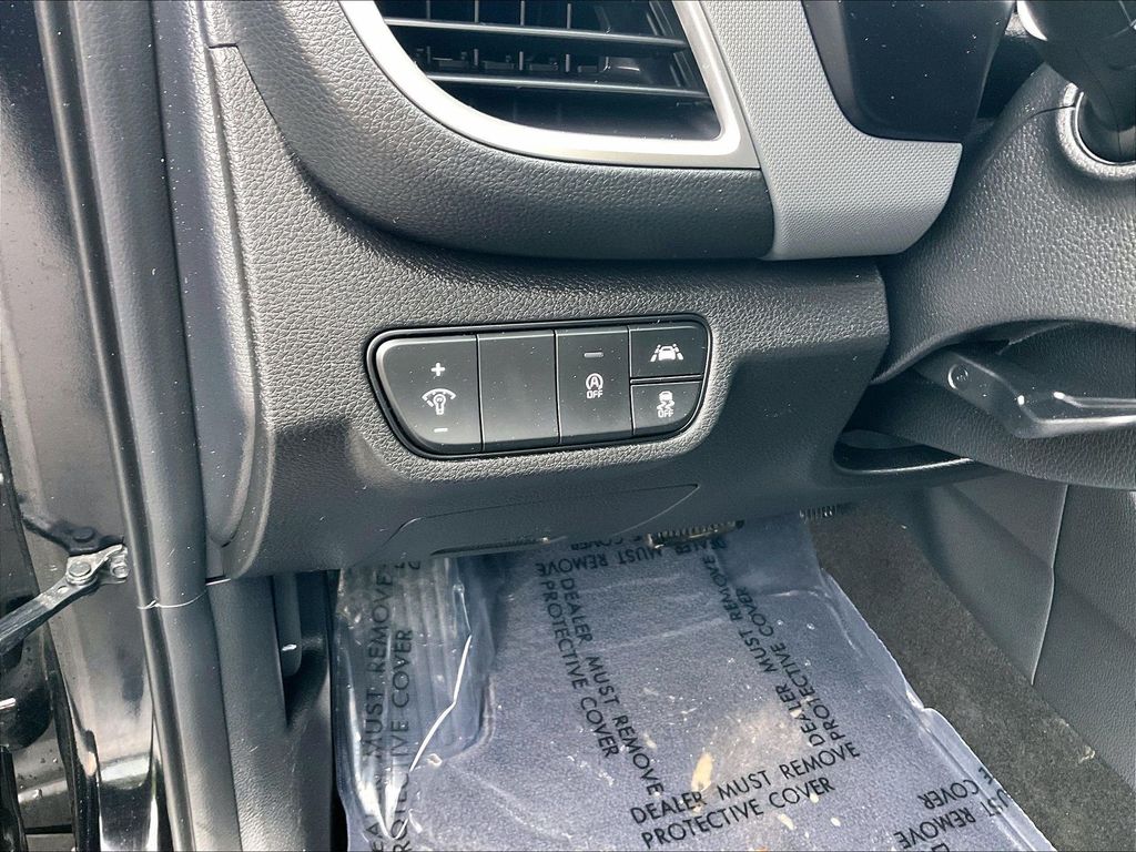 2023 Kia Seltos — photo 25