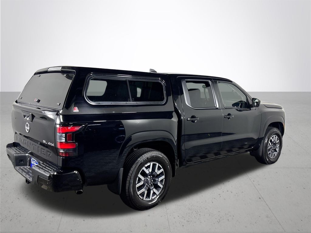 2024 Nissan Frontier SL