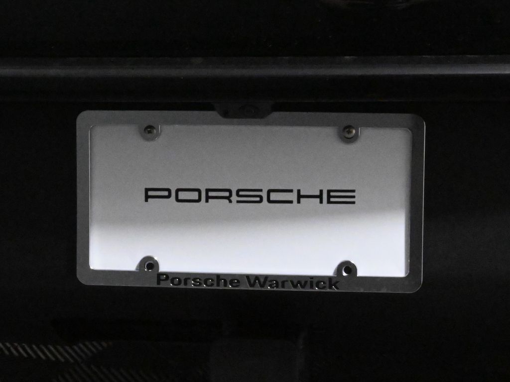 Thumbnail: 2025 Porsche Macan - 15