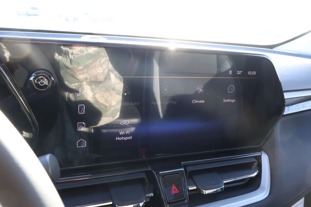 Thumbnail: 2026 Chevrolet TrailBlazer - 25