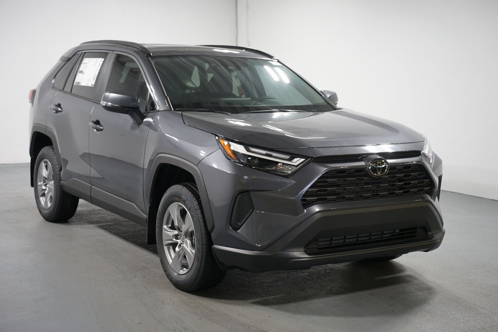 Thumbnail: 2025 Toyota RAV4 - 3