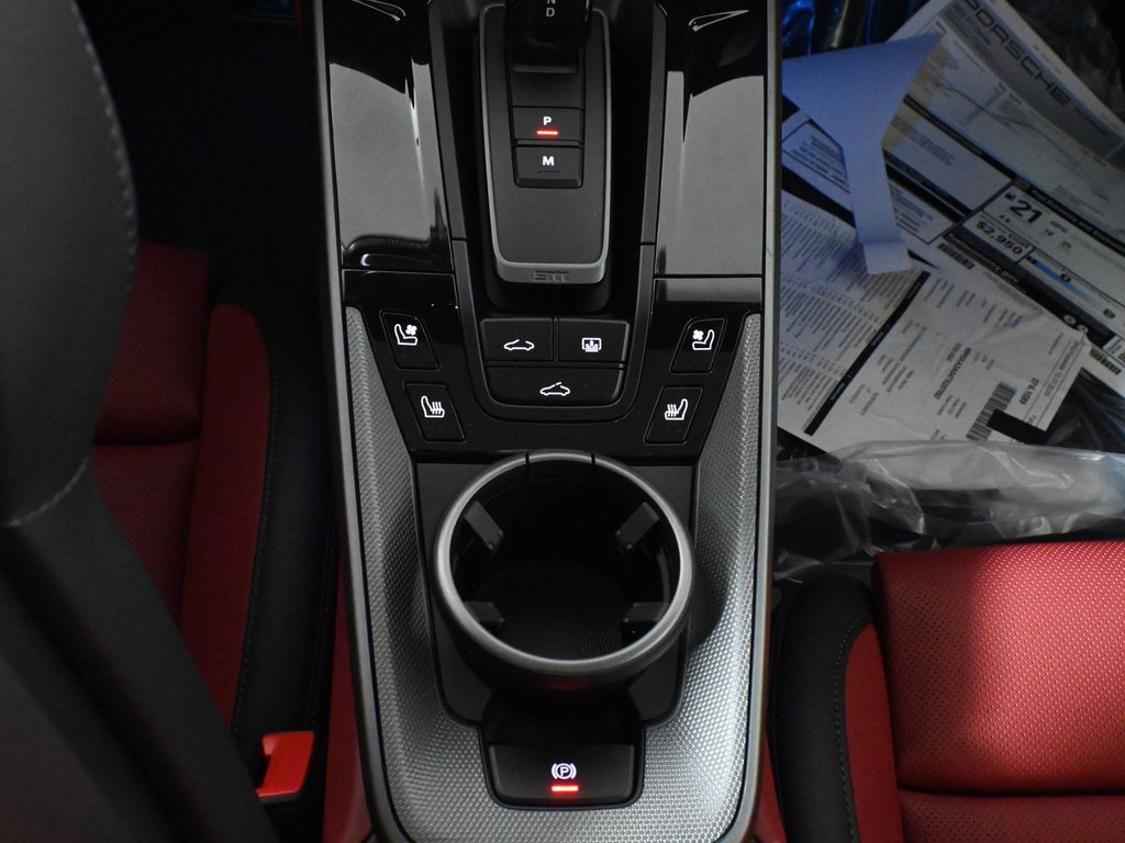 Thumbnail: 2026 Porsche 911 - 24