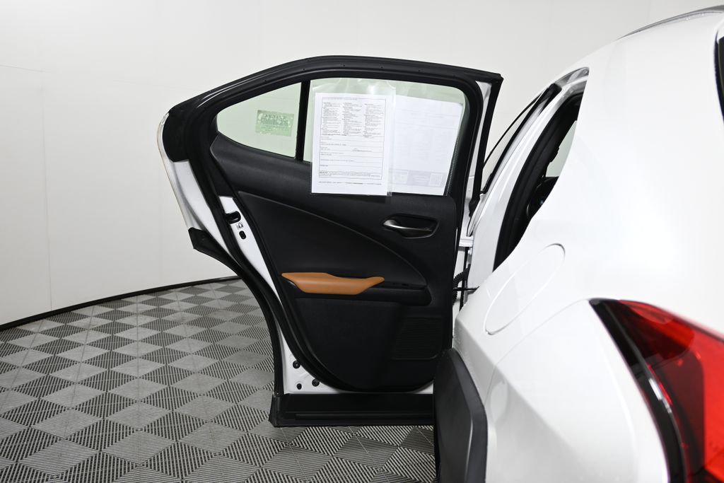 Thumbnail: 2021 Lexus UX - 30