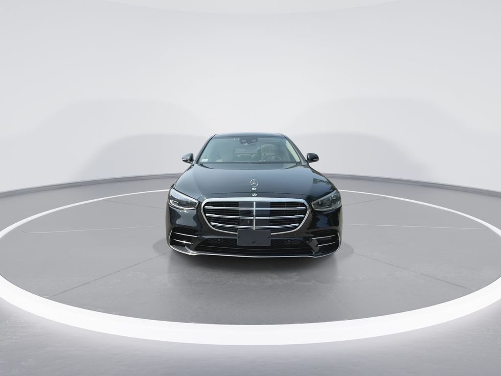 Thumbnail: 2022 Mercedes-Benz S-Class - 3