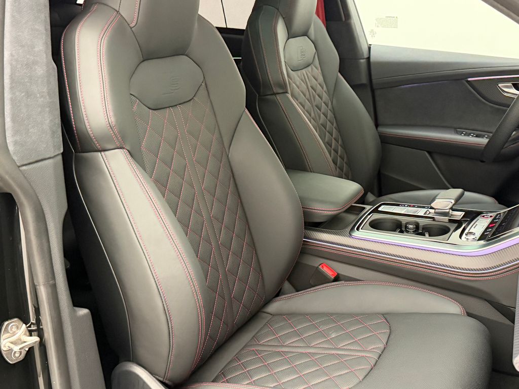 Thumbnail: 2026 Audi SQ8 - 11