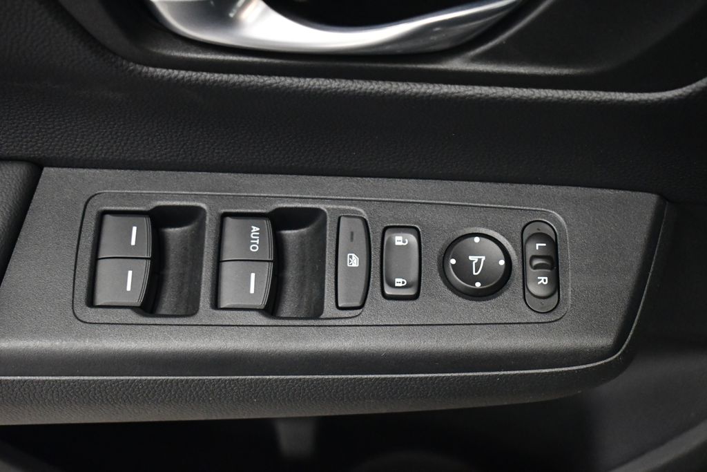 Thumbnail: 2023 Honda CR-V - 16