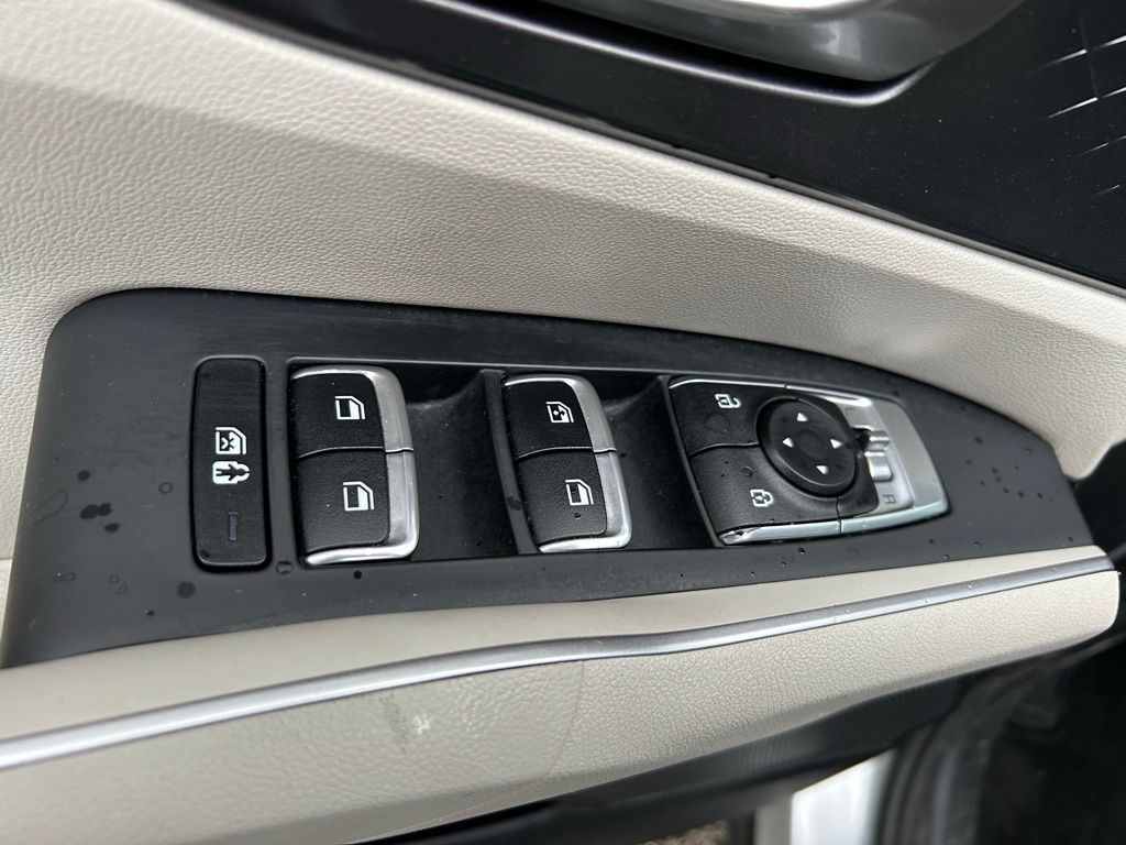2021 Kia Sorento S 18