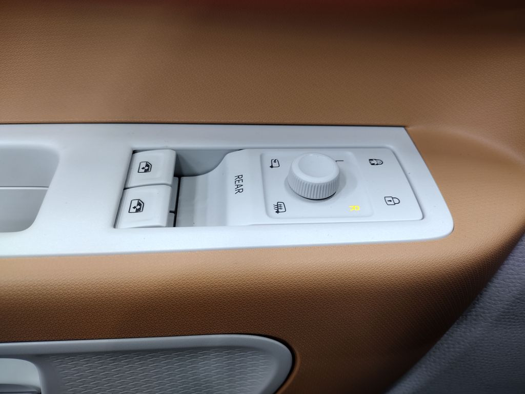 2025 Volkswagen ID. Buzz Pro S Plus