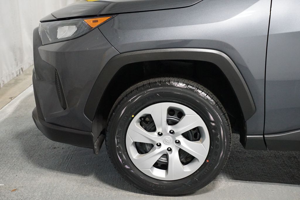Thumbnail: 2022 Toyota RAV4 - 5