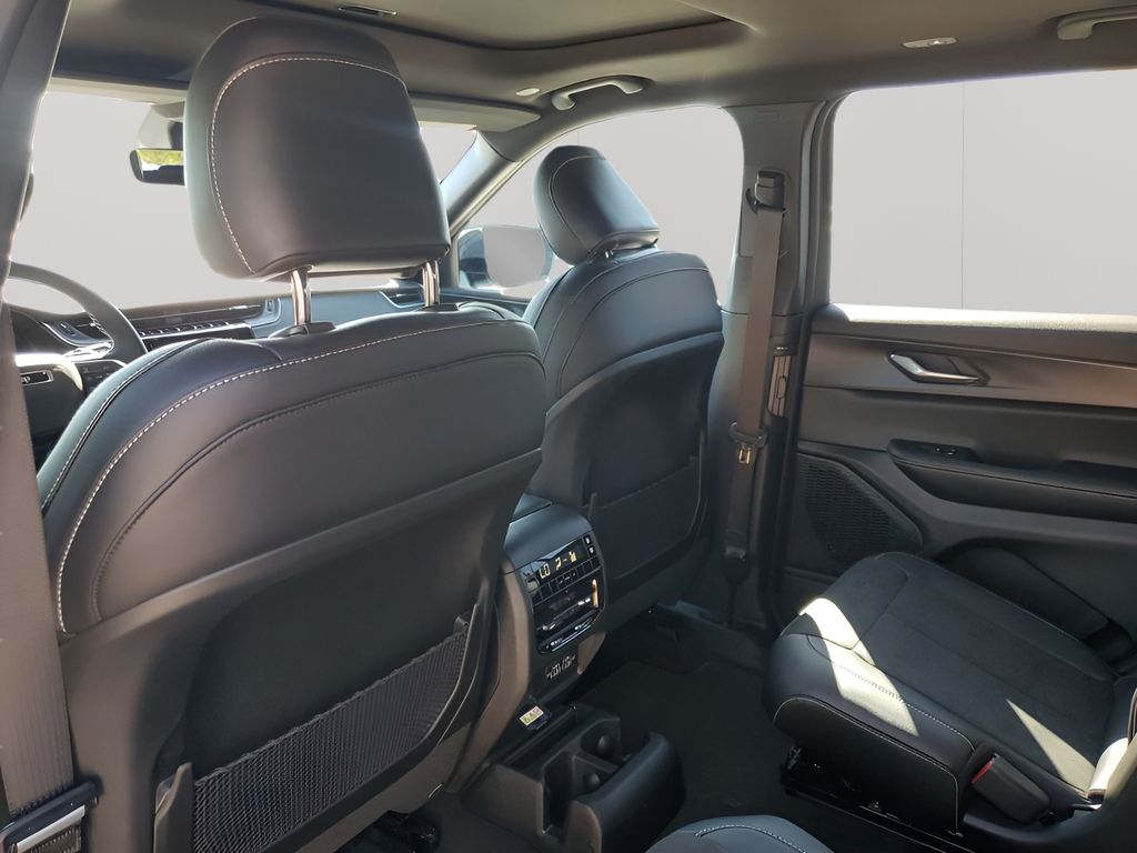 New Car 2025 Jeep Grand Cherokee L  For Sale Under $50,000 In Austin, Texas