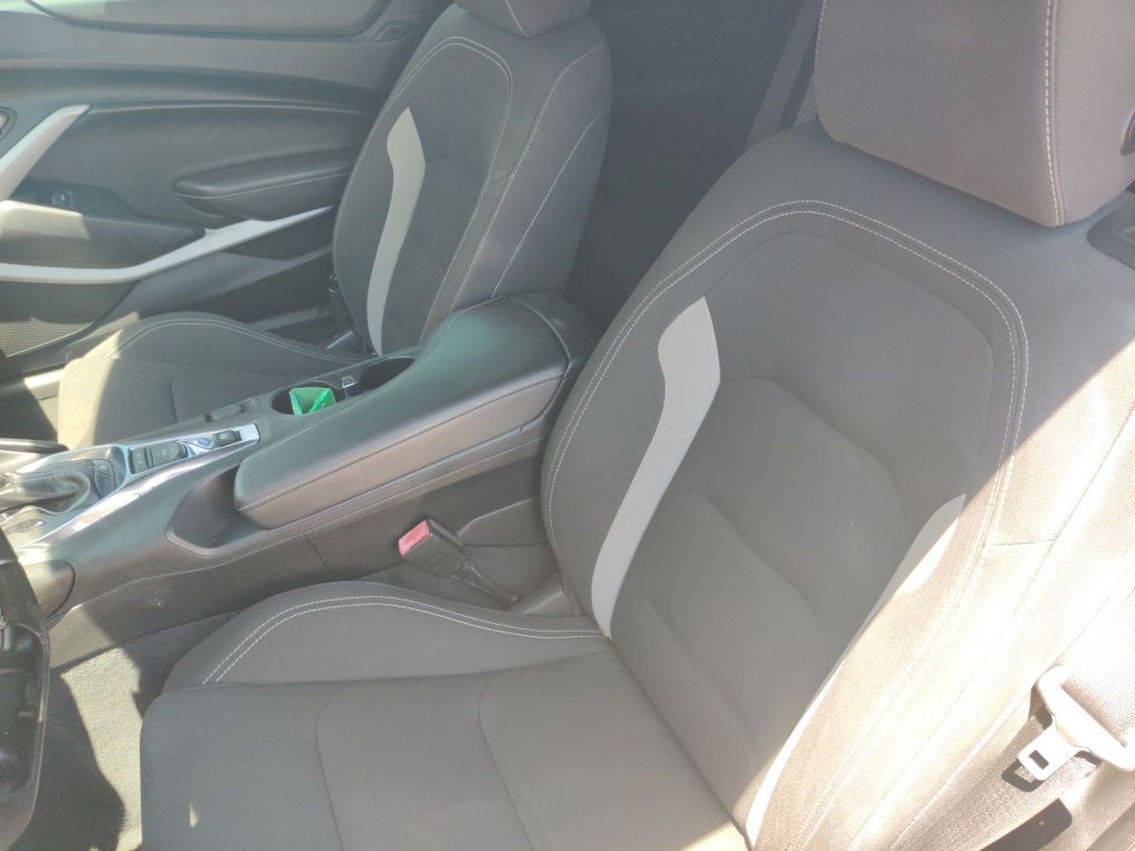 2020 Chevrolet Camaro  7