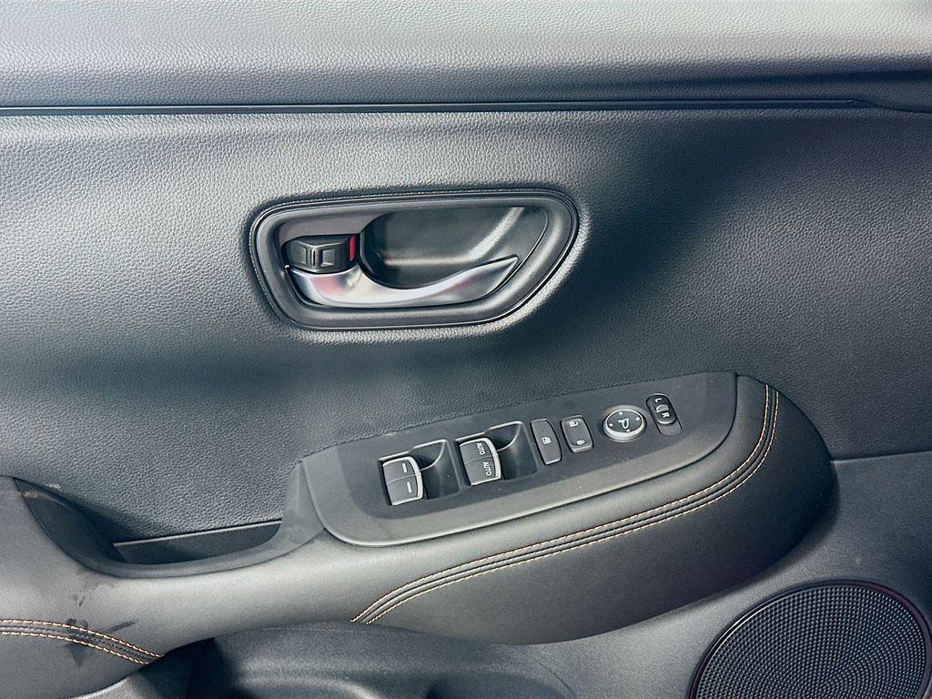 Thumbnail: 2026 Honda HR-V - 18