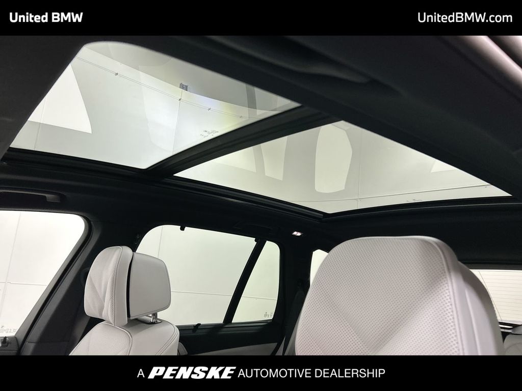 Thumbnail: 2026 BMW X5 - 20