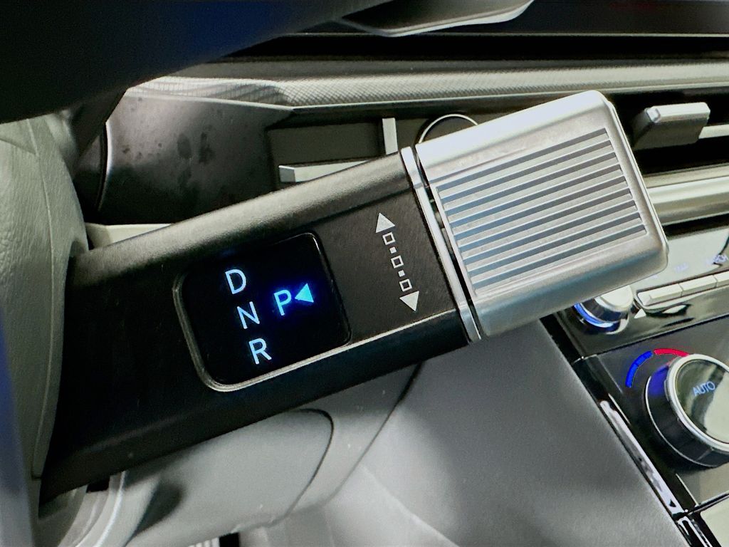 Thumbnail: 2025 Hyundai Santa Fe - 16