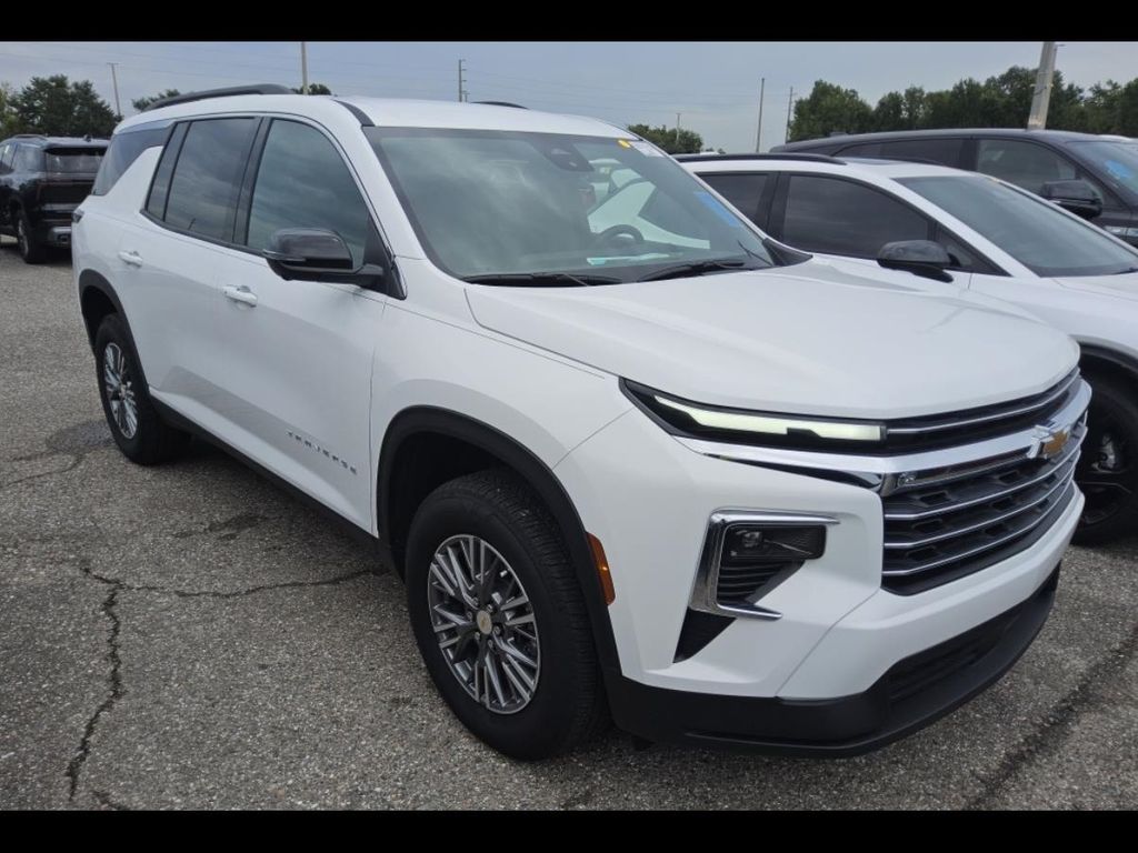  2026 Chevrolet Traverse LT FWD   