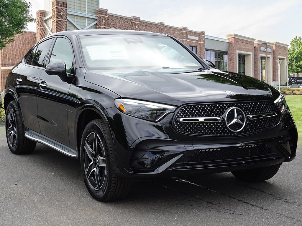 2025 Mercedes-Benz GLC 300 3