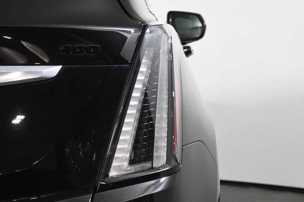 Thumbnail: 2024 Cadillac XT5 - 13