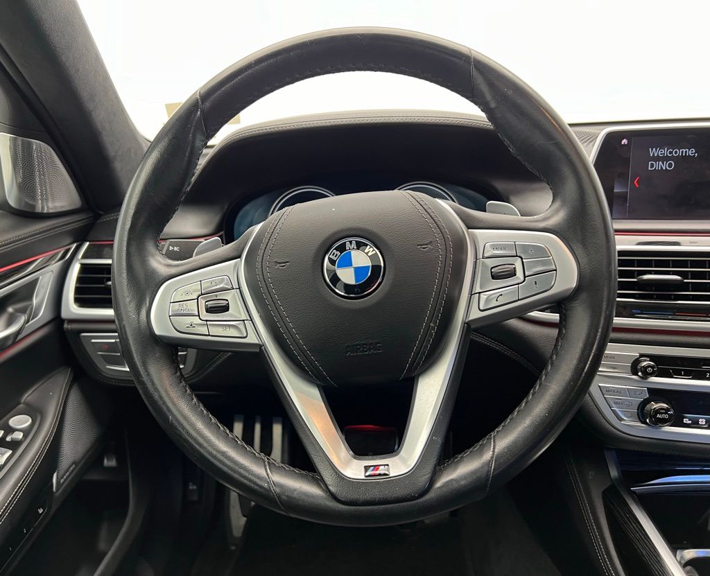 Thumbnail: 2019 BMW 7 Series - 21