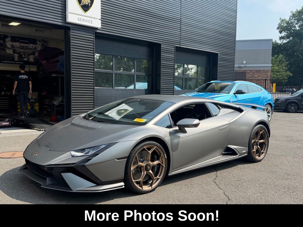 2023 Lamborghini Huracan Coupe Rear-Wheel Drive 7-Speed Manual