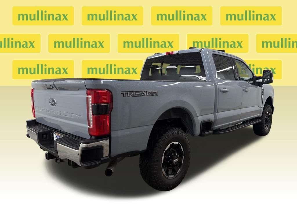 New 2026 Gray Ford Lariat image 3