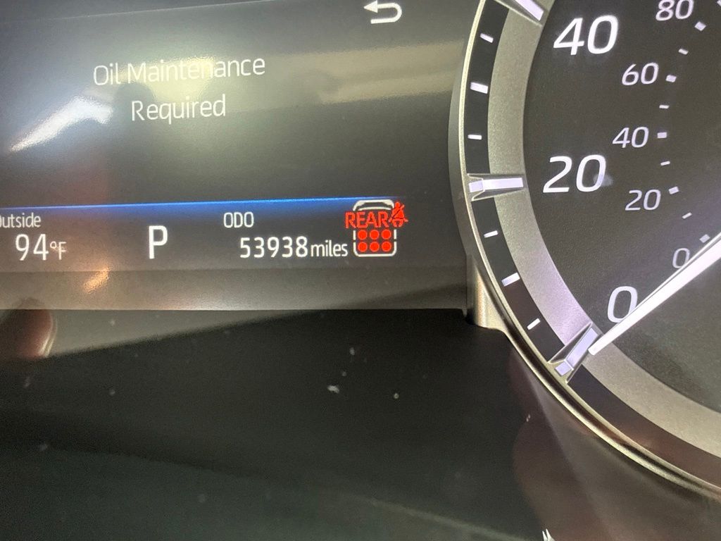 Used 2025  Toyota XLE image 19