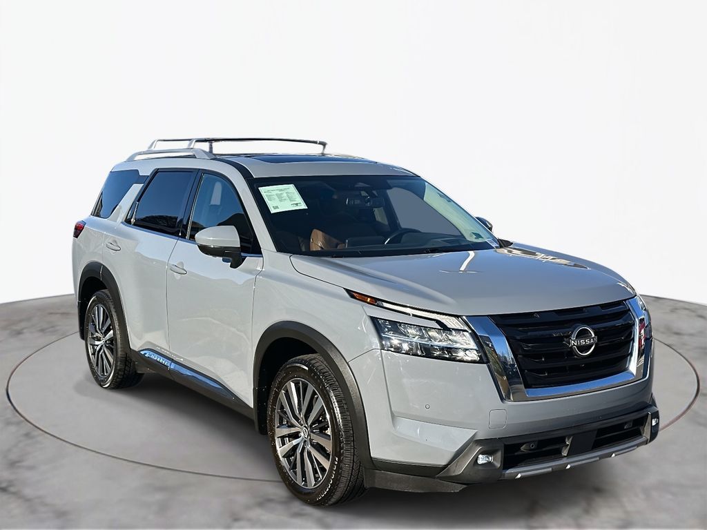 Thumbnail: 2022 Nissan Pathfinder - 5